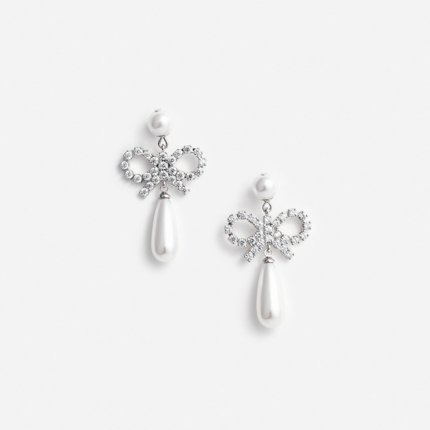 Self-Portrait Pearl bow droplet earrings